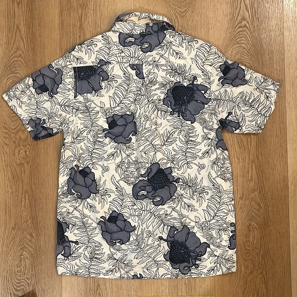 Nike MEN'S Nikelab Floral Collection Short Sleeve Top and matching shorts Size M - Picture 5 of 8